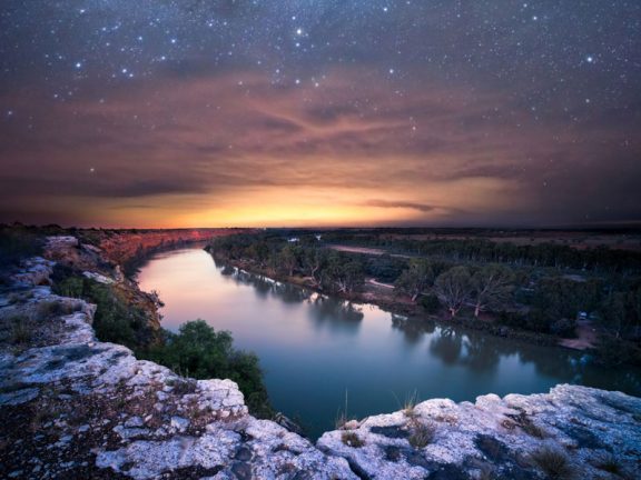 Dark-sky-Gold-star-sunset-dinner-3