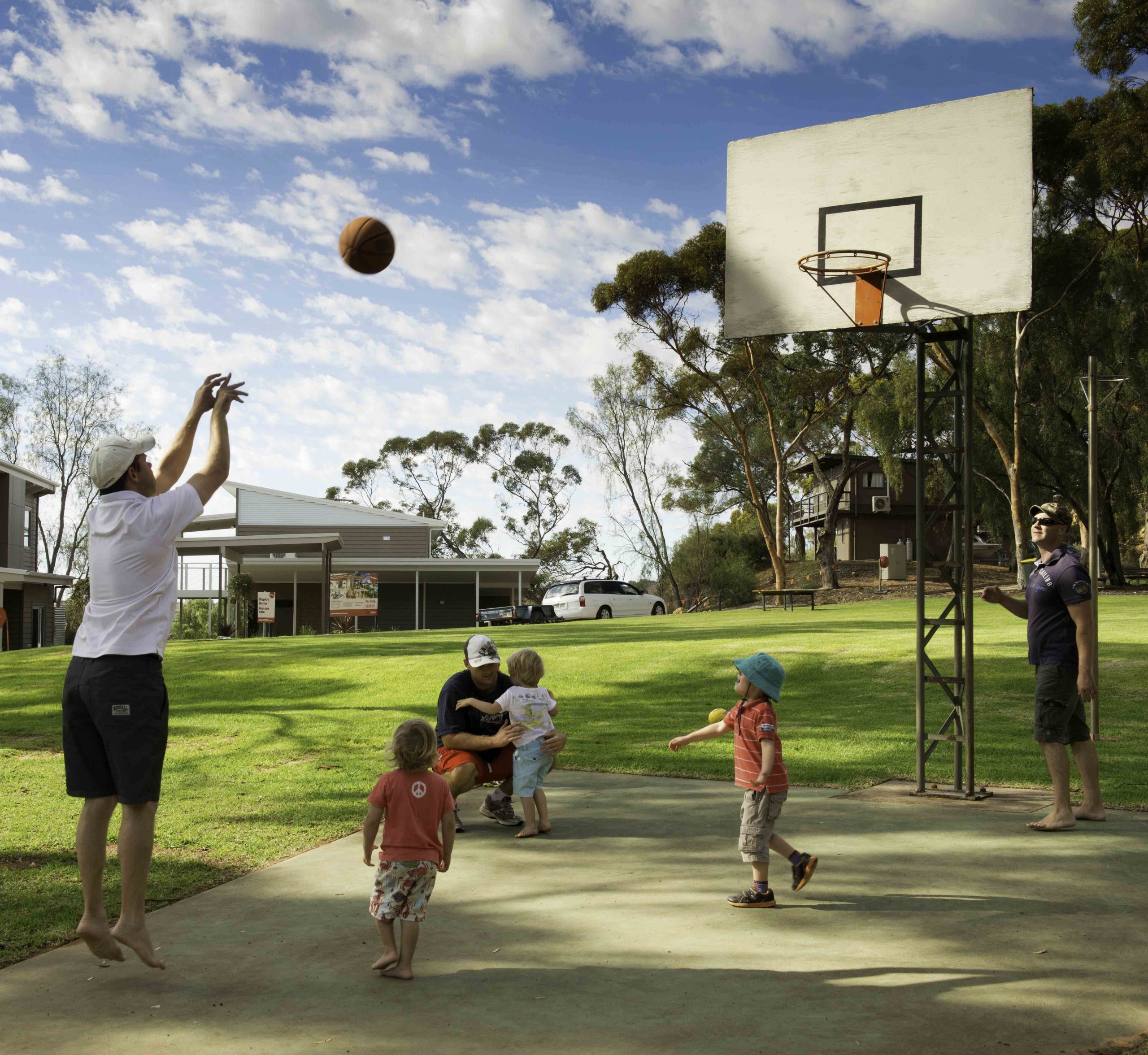 basketball-court-kids